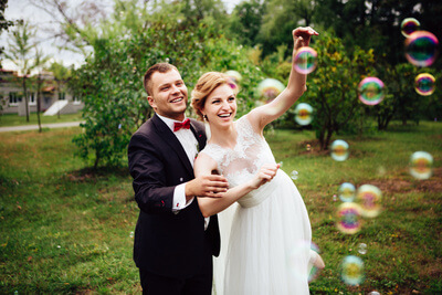 wedding party bubbles